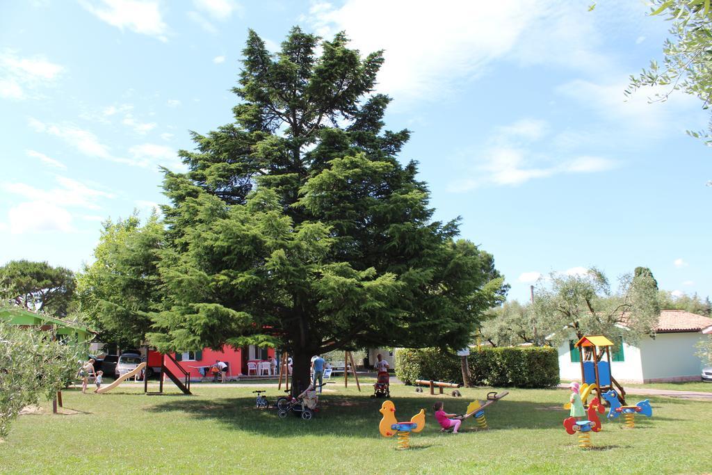 Camping Cisano - San Vito Бардолино Экстерьер фото