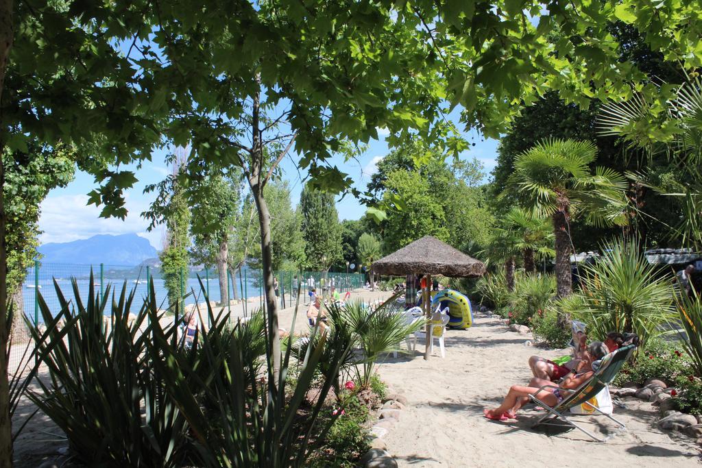 Camping Cisano - San Vito Бардолино Экстерьер фото
